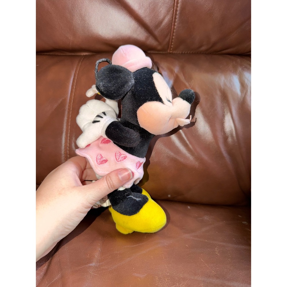Disney Store Minnie Mouse Kissing Plush Pink Heart Skirt Vintage Style Toy